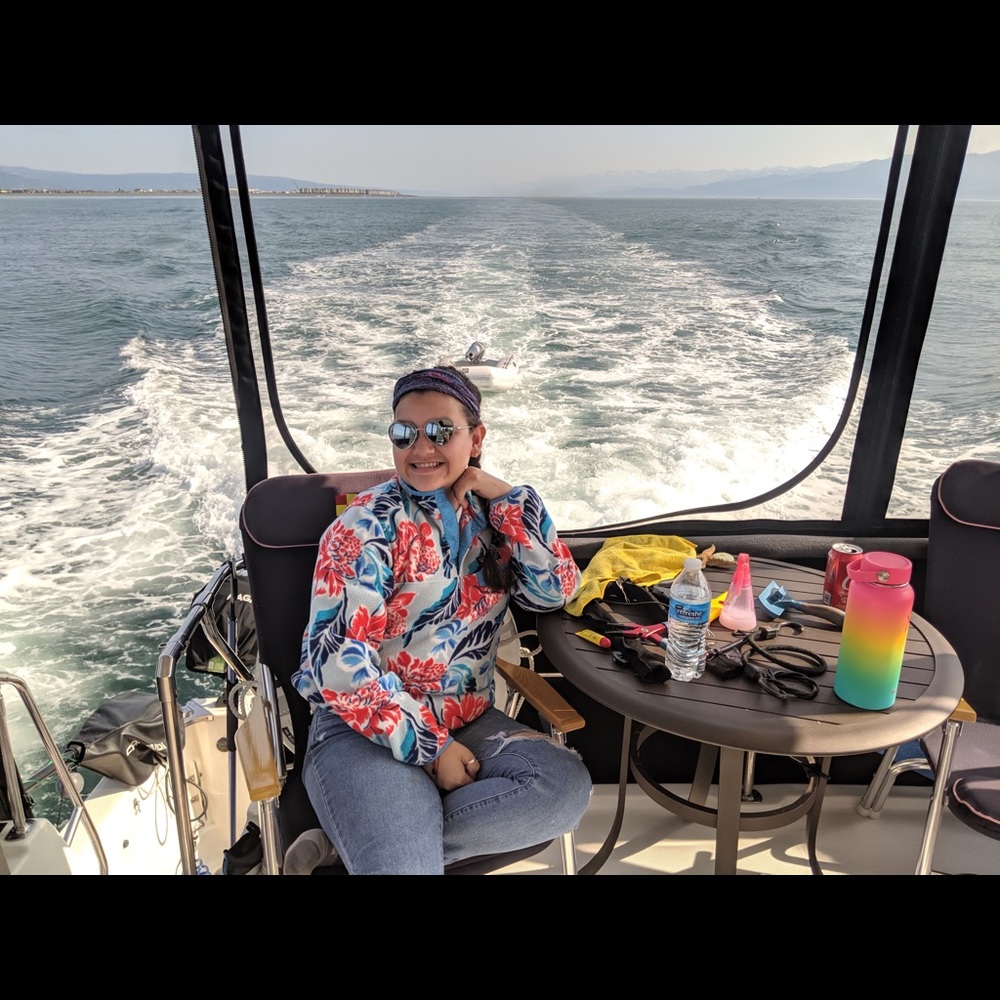 Meet your Posher, Yareth